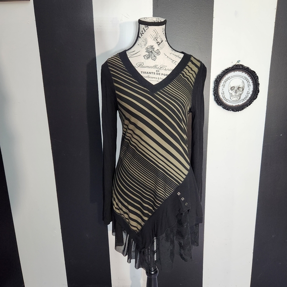 Gothic Steampunk Lace Tpp - Picture 2 of 5